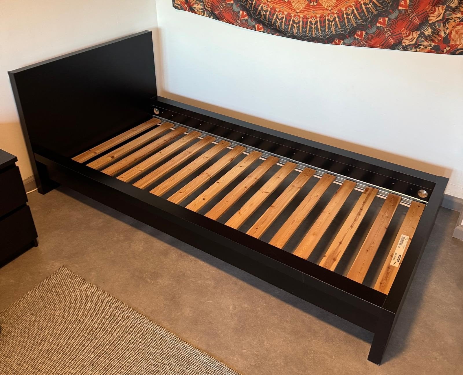 Eenpersoonsbed IKEA MALM zwart bedframe 90x200cm + lattenbod, Huis en Inrichting, Ophalen, Gebruikt, 90 cm, Eenpersoons