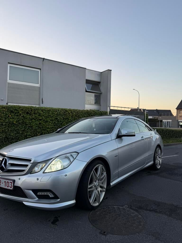 Mercedes E220 CDI Coupé, Autos, Cuir, Achat, Capteur de stationnement, Noir