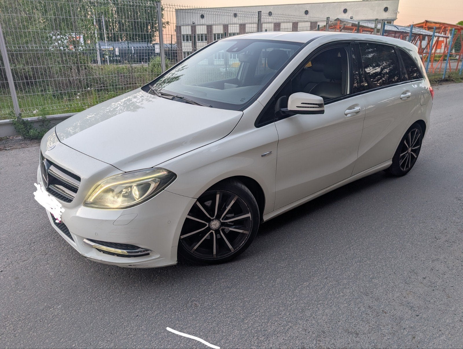 Mercedes b200 boite automatique, Autos, Mercedes-Benz, Cuir, Achat, Ordinateur de bord, Automatique