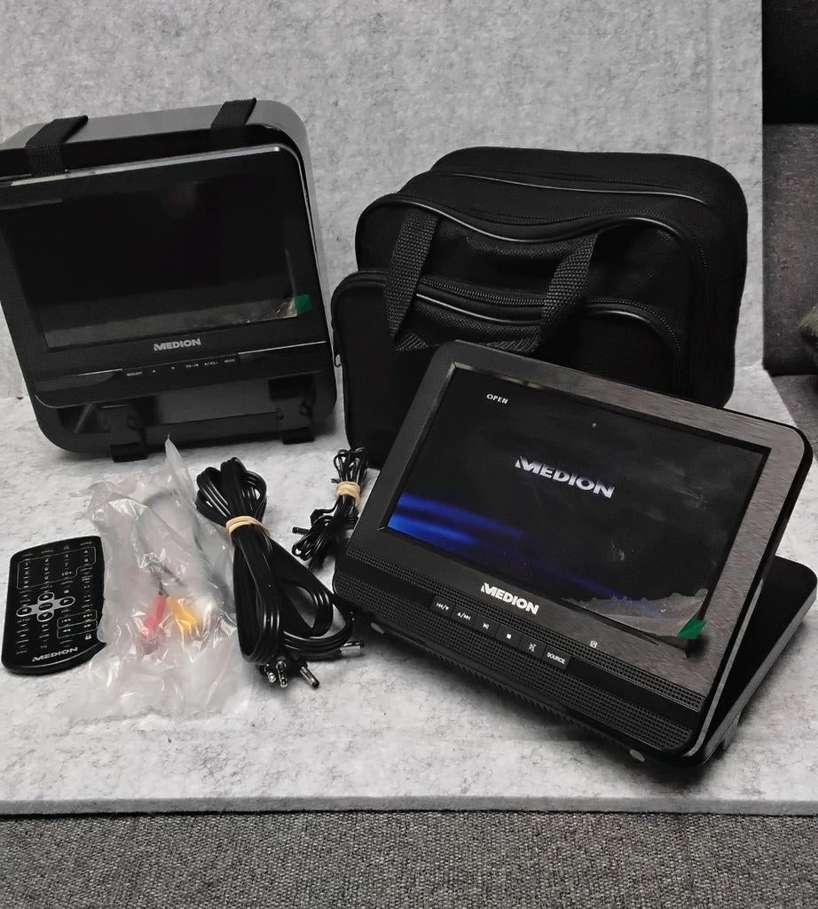 Medion dual screen DVD spelers auto + alle toebehoren en tas, Audio, Tv en Foto, DVD spelers, Ophalen of Verzenden
