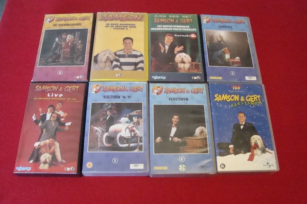 22 videobanden(vhs)studio 100, Cd's en Dvd's, Ophalen of Verzenden, Kinderprogramma of -film, VHS