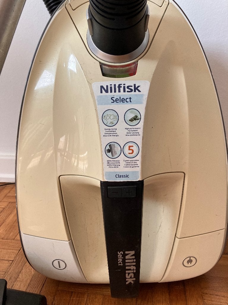 Aspirateur Nilfisk, Electroménager, Aspirateurs, Enlèvement, Utilisé, Aspirateur traîneau, Autres marques
