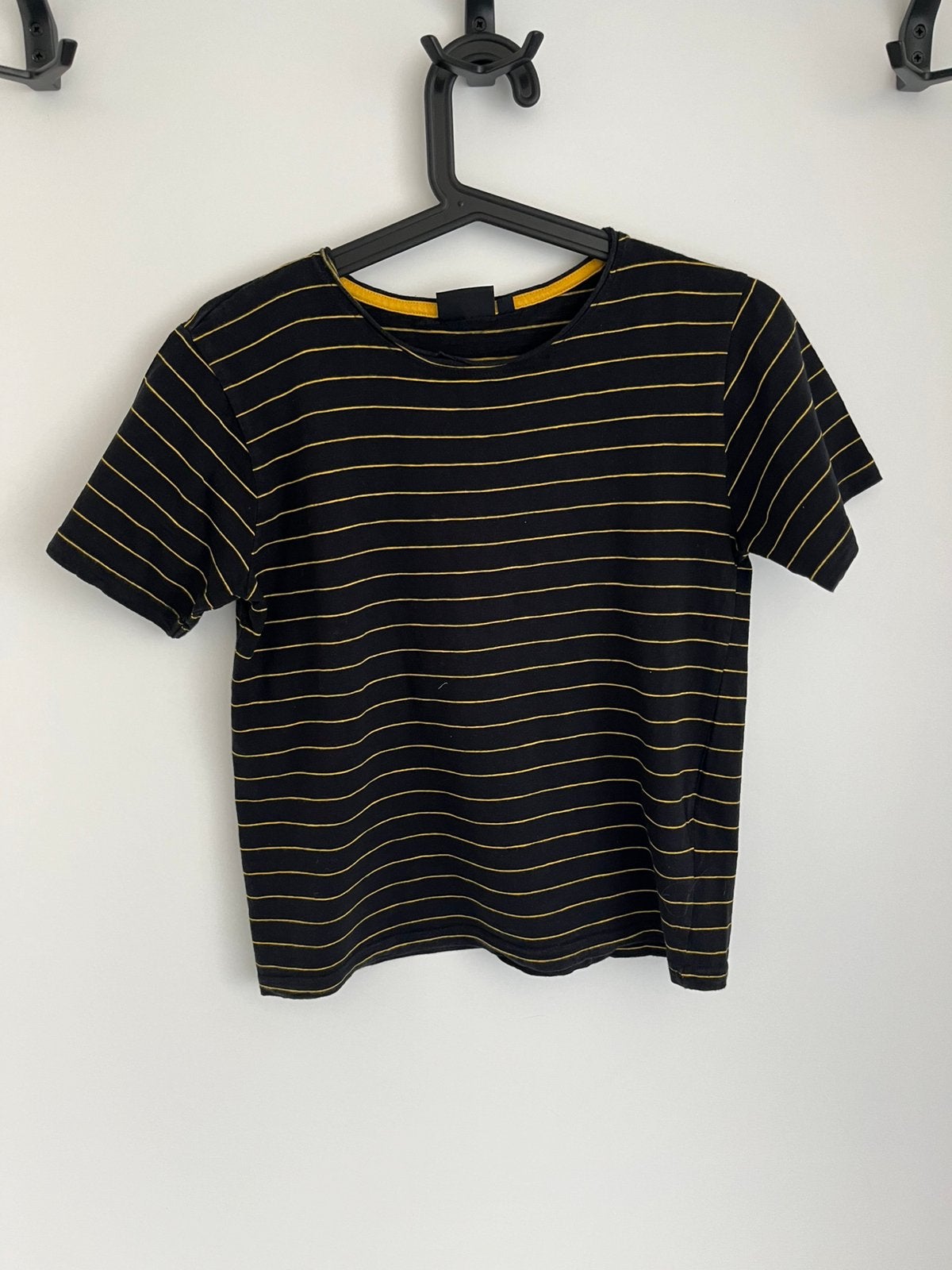 T-shirt Arrested maat 146, Kinderen en Baby's, Kinderkleding | Maat 146, Ophalen of Verzenden, Zo goed als nieuw, Jongen