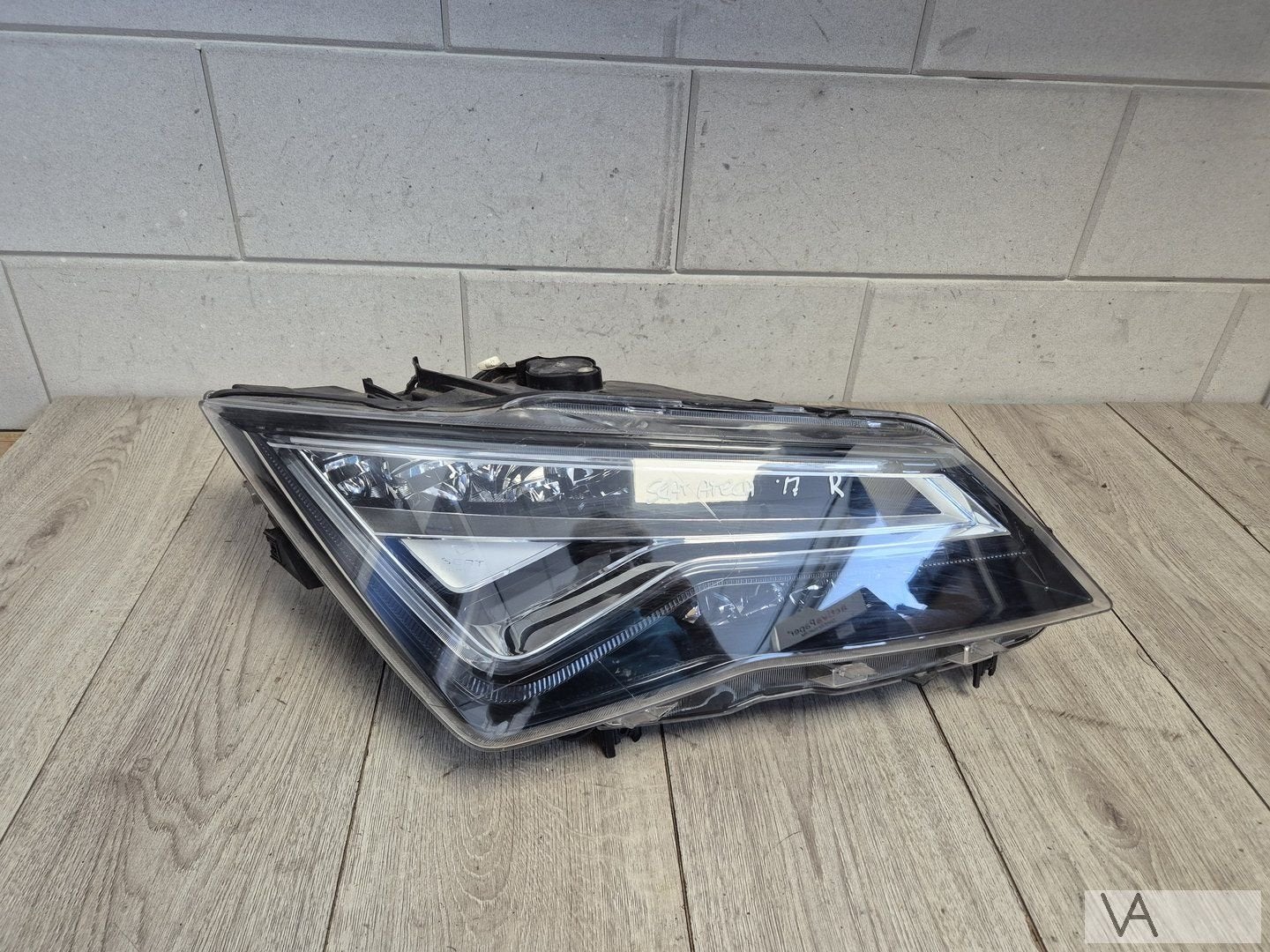 Koplamp rechts FULL LED van Seat Ateca 2017 -2021 576941008d, Gebruikt, -, -, Ophalen of Verzenden