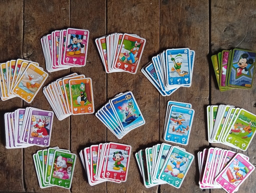 Lot de cartes "Mickey Mouse & Friends" (Cora 2012)., Plus, Enlèvement ou Envoi