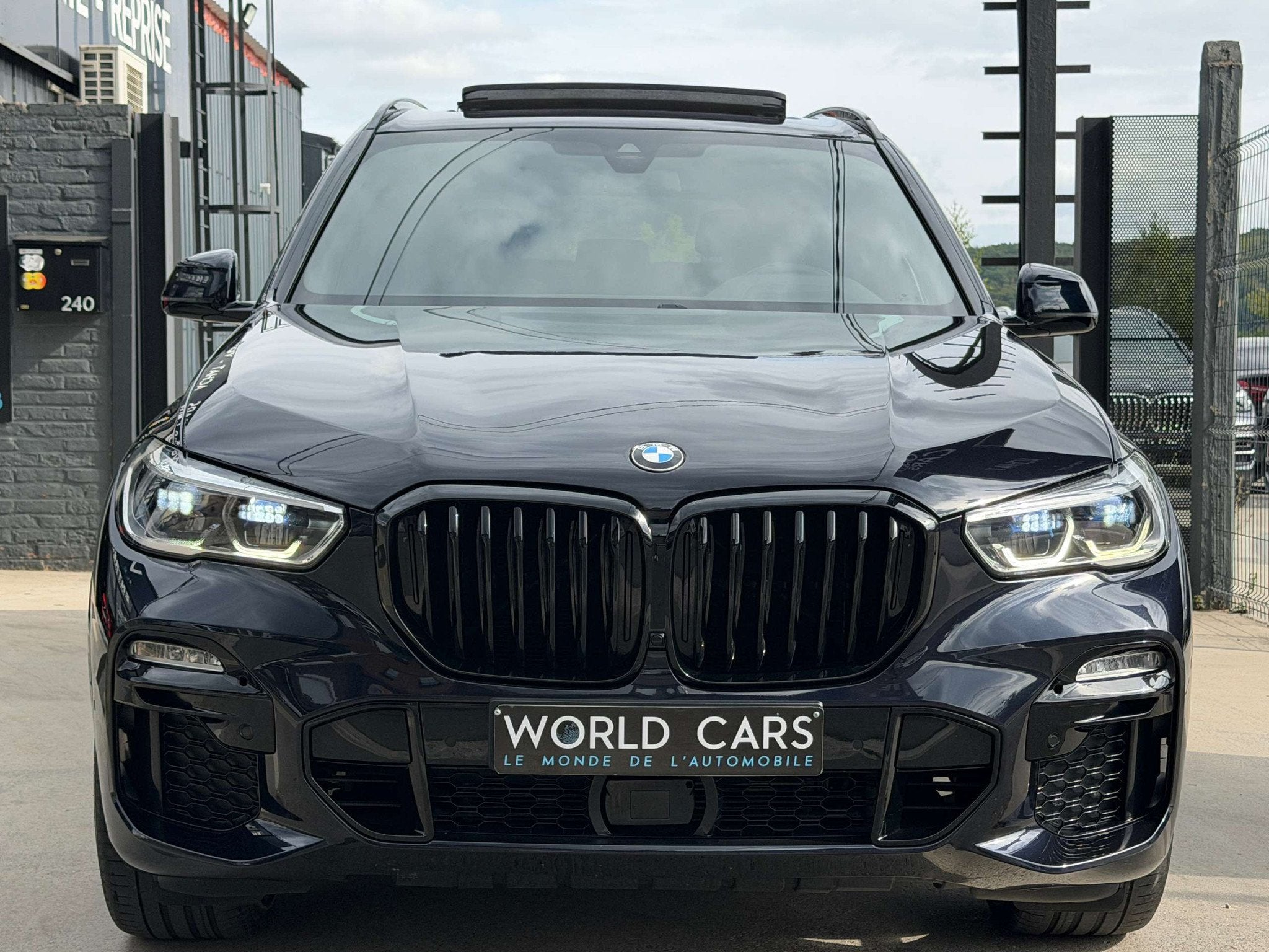 BMW X5 X5 PHEV 3.0AS xDrive45e- PACK M- TAVC- BTW-IN- TOIT P, Auto's, BMW, Automaat, Gebruikt, Blauw, Lichtsensor