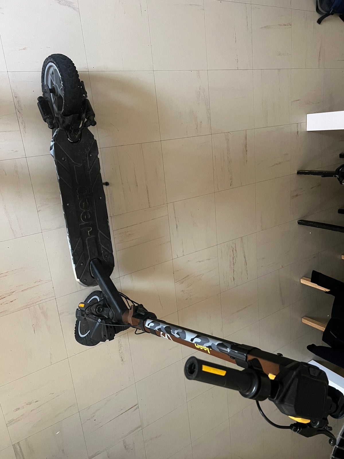 Trottinette electrique jeep, Vélos & Vélomoteurs, Enlèvement, Comme neuf