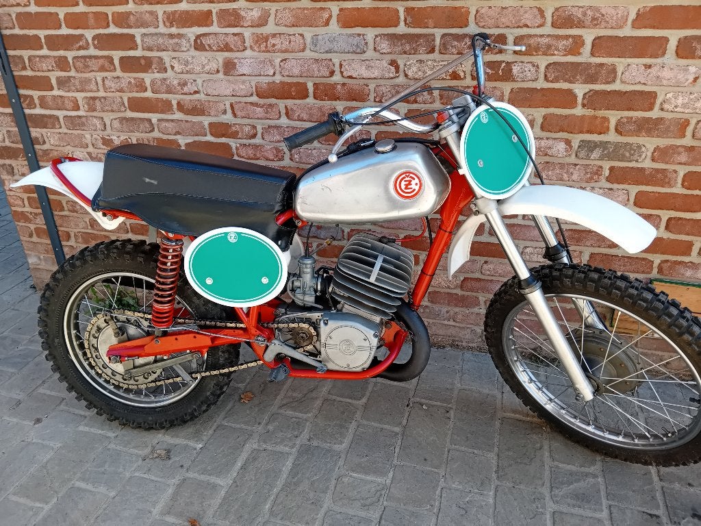 cz type 981(motocross vintage), Motos