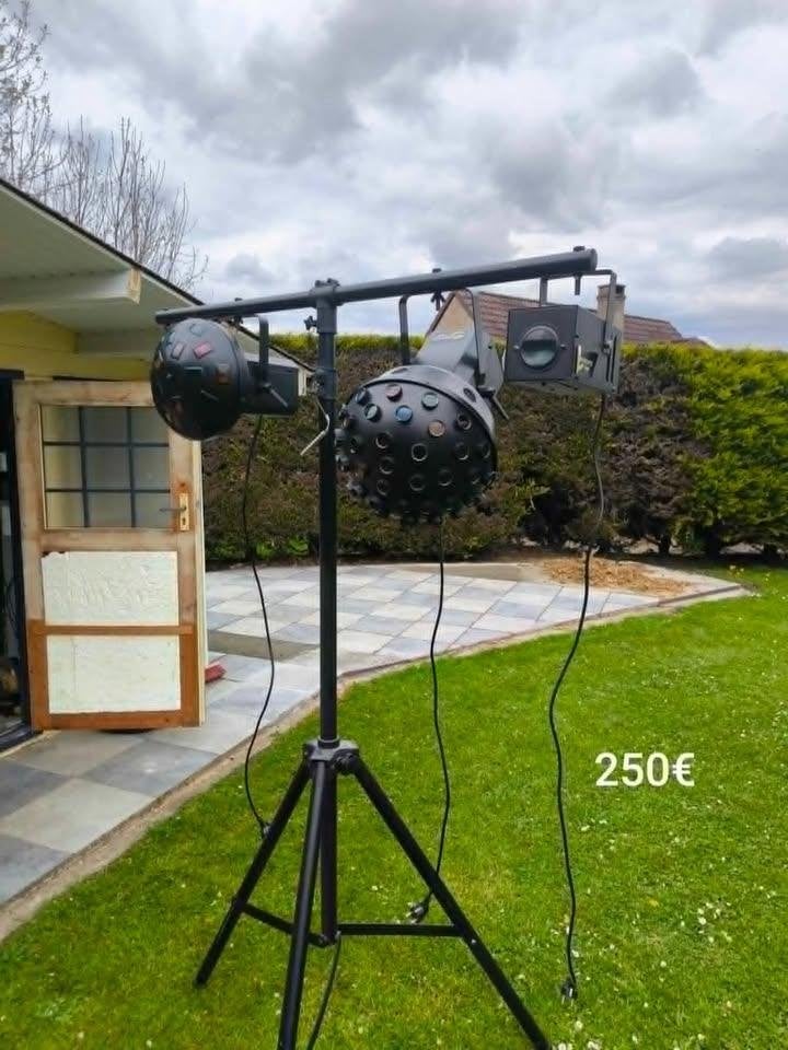 jeux de lumière, Enlèvement, Comme neuf