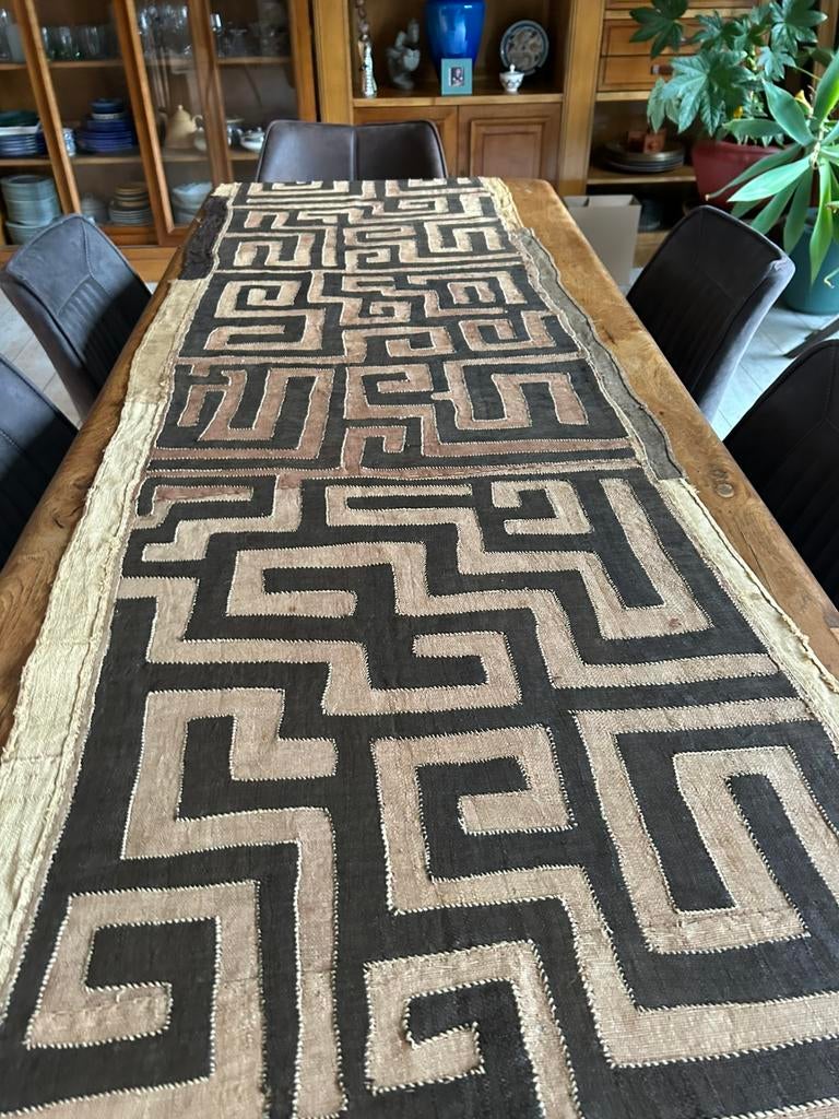 Tissu Kuba en raphia – Art traditionnel du Congo – 4,50 m, Maison & Meubles, Enlèvement ou Envoi