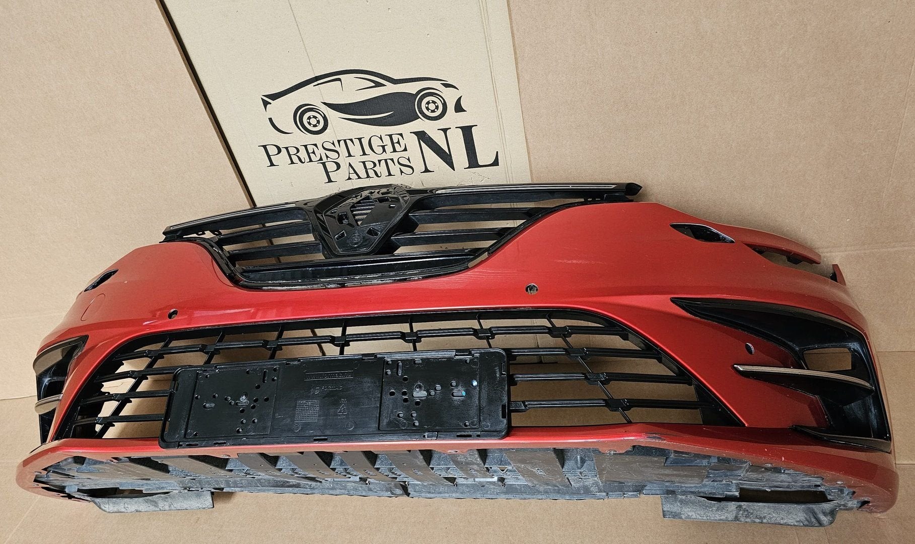 RENAULT MEGANE 4 IV FACELIFT VOORBUMPER BUMPER 620220472R, Auto-onderdelen, Gebruikt, -, Voor, -