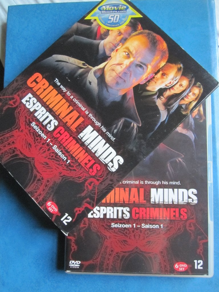 Criminal Minds : Saison 1 (2006) 6 disques, Enlèvement ou Envoi, Coffret, Comme neuf, À partir de 12 ans