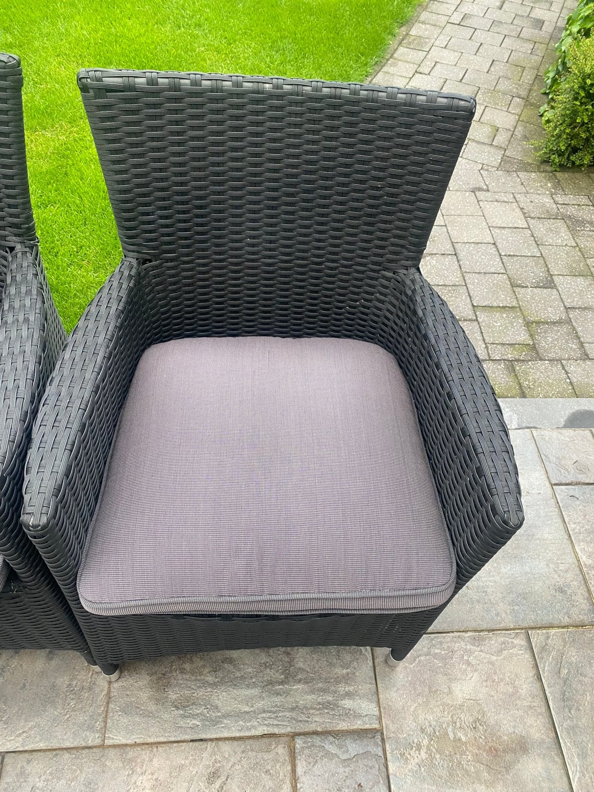 Tuinstoelen 4 stuks, Ophalen, 4 zitplaatsen, Zo goed als nieuw, Wicker
