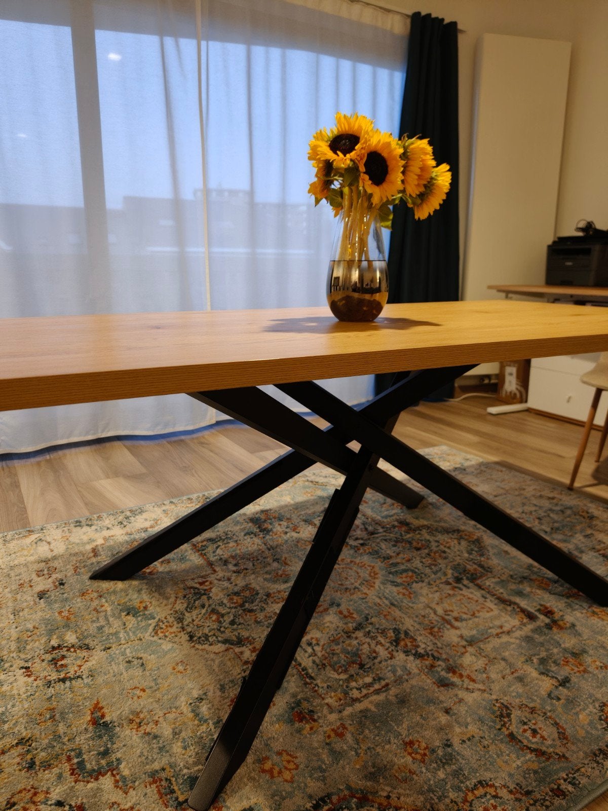 Table à manger Jysk avec chaises, 150 à 200 cm, Cinq personnes ou plus, Enlèvement, Utilisé