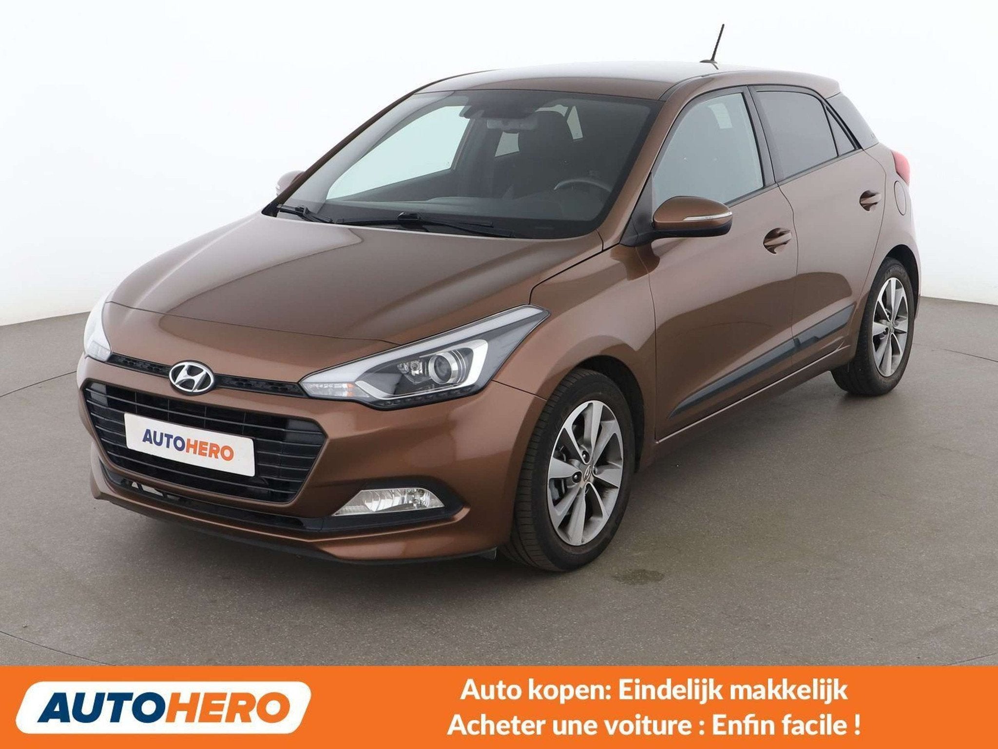 Hyundai i20 1.0 TGDI YES! (bj 2017), Stof, Zwart, Bruin, 107 g/km