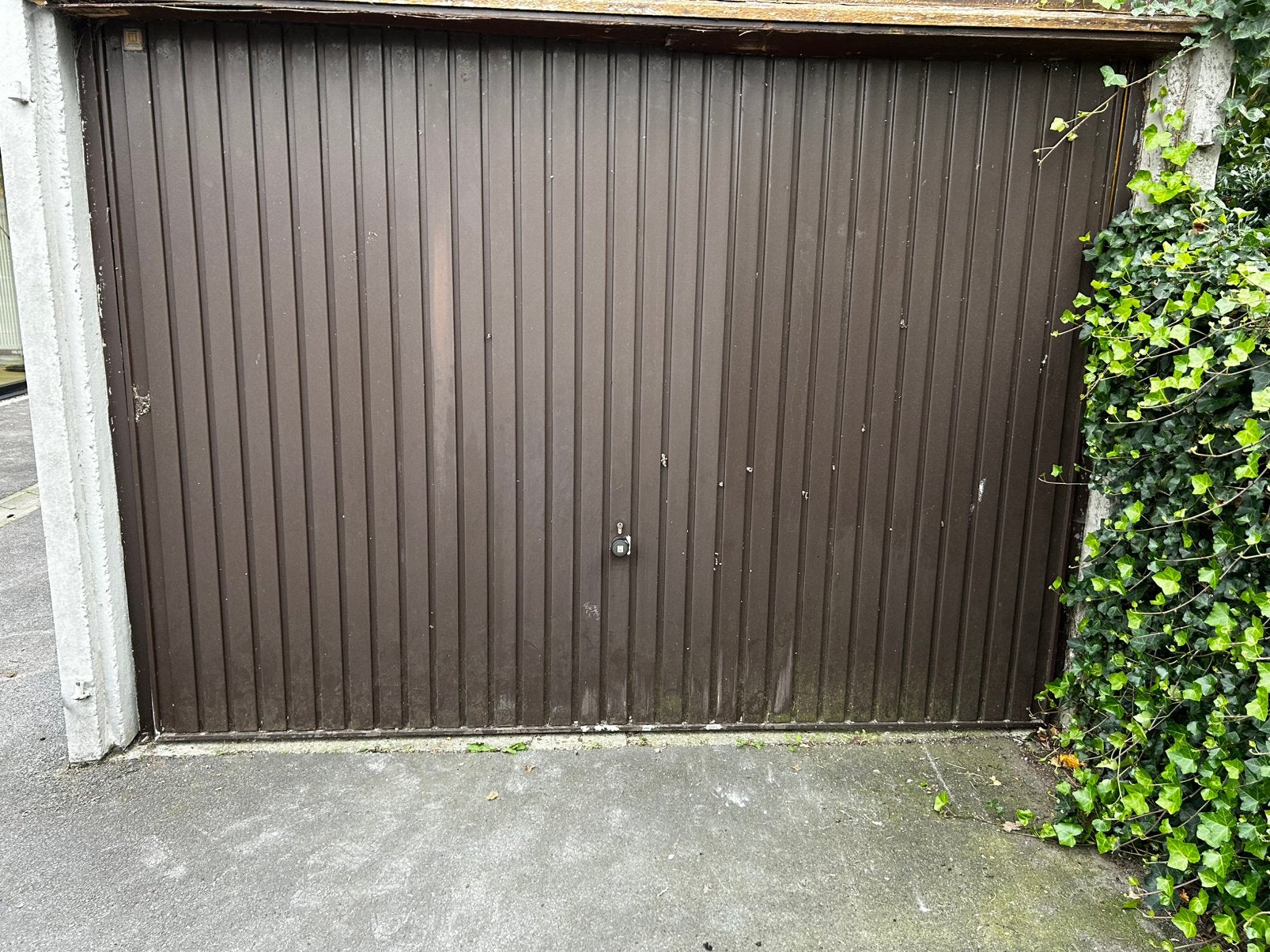 Garagepoort / kantelpoort, Ophalen