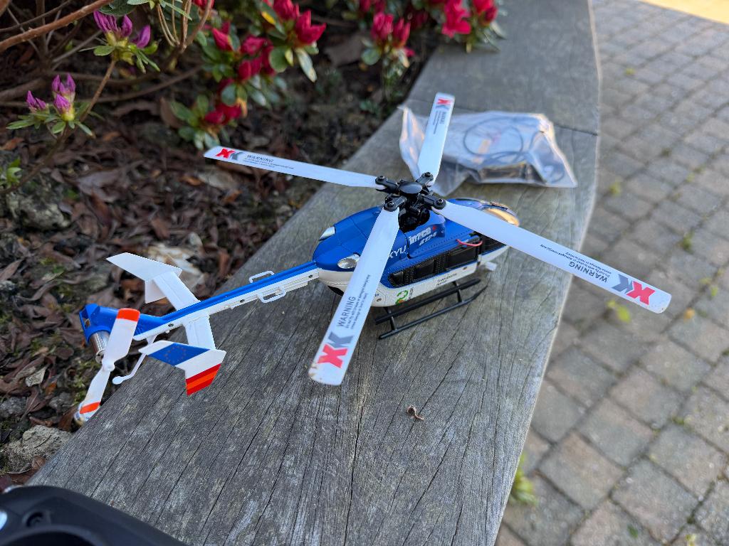 Helico RC XK 124 Quadri Pales prêt à voler stabilisé 6 Axes, 1:200 of kleiner, Helikopter, Zo goed als nieuw, Ophalen