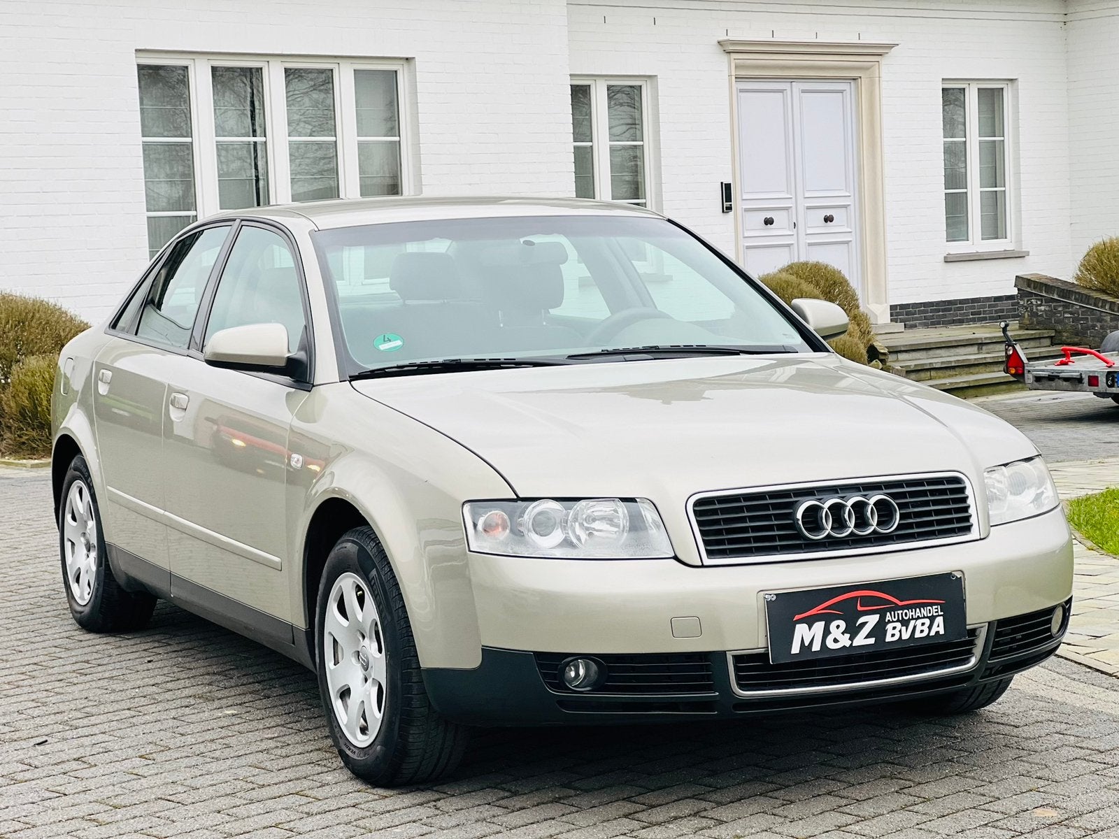 AUDI A4 2.0i  * BENZINE *  AUTOMAAT * Airco * 155.000 Km, Auto's, Automaat, 4 deurs, Berline, Euro 4