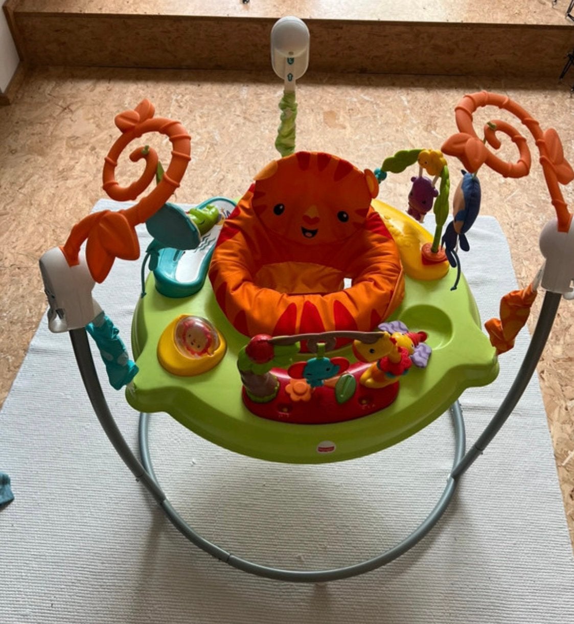 Jumperoo fisher price, Enfants & Bébés, Enlèvement, Comme neuf