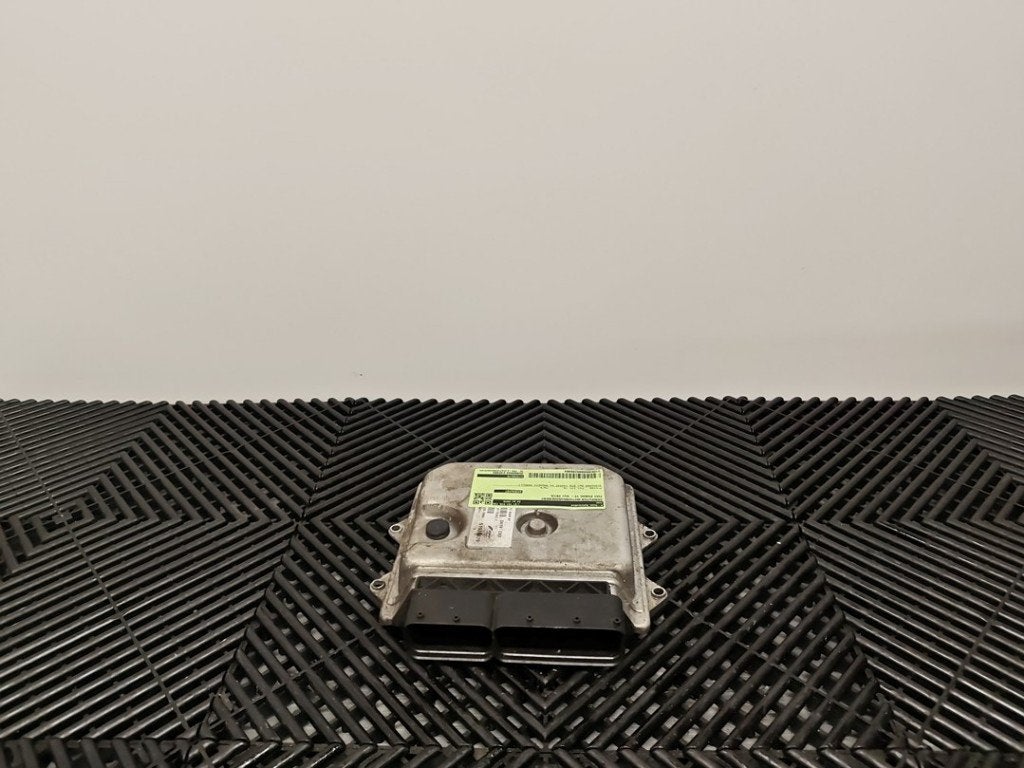 CALCULATEUR MOTEUR ECU Fiat Panda (312) (|51926679|), FCA Germany GmbH, IPC D1-09 Bahnhofsplatz
65423  Rüsselsheim am Main, DE