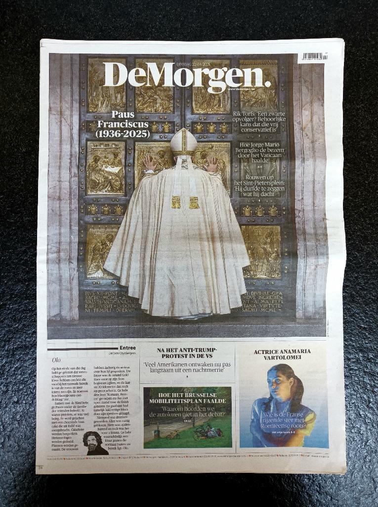 Paus Franciscus 1936-2025, Verzenden, Zo goed als nieuw, Krant