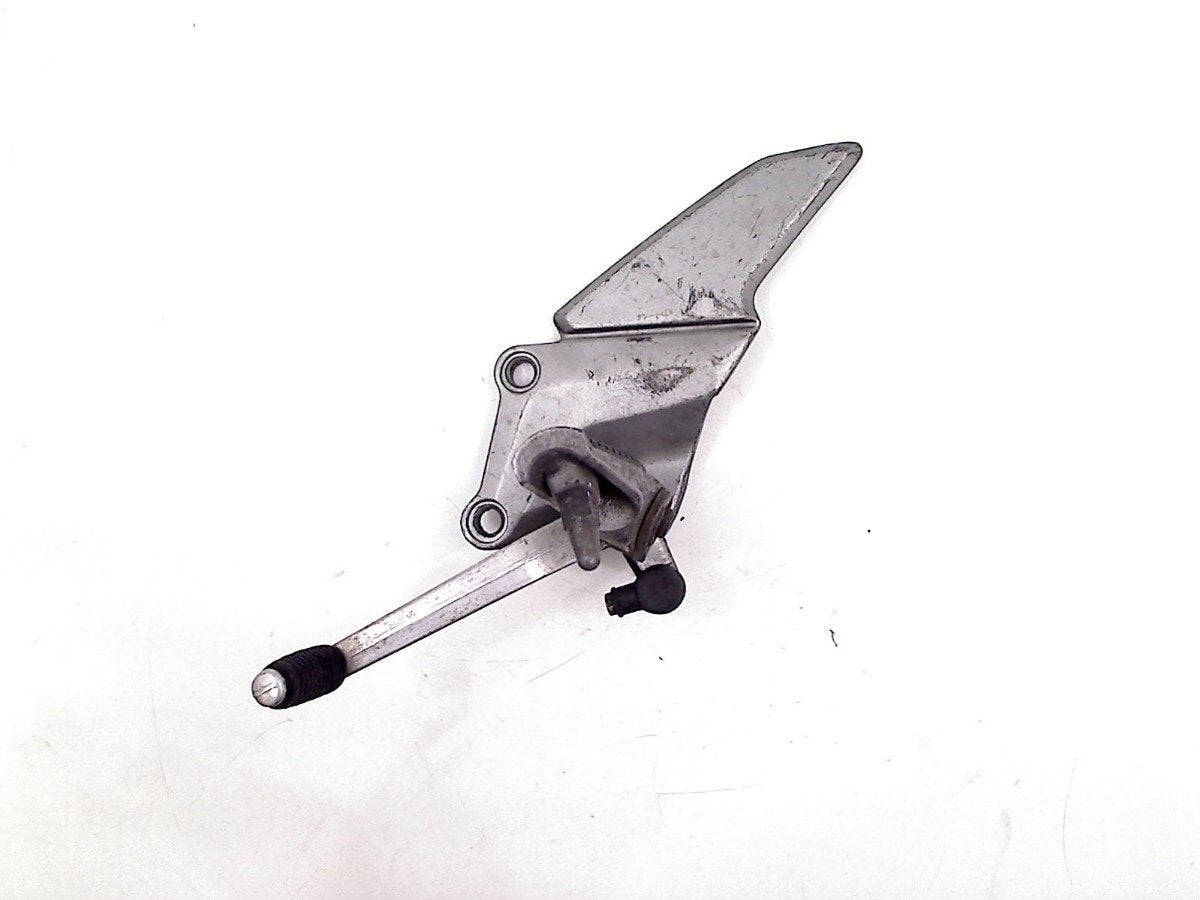 REPOSE PIEDS AVANT GAUCHE Kawasaki, Dhr. S. di Majo, Utilisé, Info@cama-motorparts.nl, P.J. Troelstraweg 8 8
3144 CX  MAASSLUIS, NL