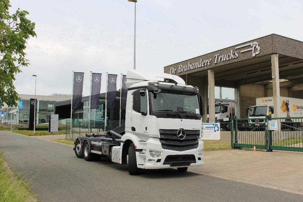 Mercedes 2543 6x2/4 - 2021 - 276.900 km - EURO 6, Auto's, Vrachtwagens, Bedrijf, Te koop, Radio, Mercedes-Benz, Diesel, Euro 6