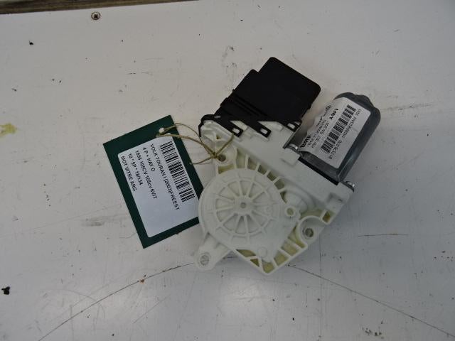 MOTEUR LEVE VITRE ELECTRIQUE ARRIÈRE GAUCHE (1K0959704AM), Utilisé, Arrière, Volkswagen