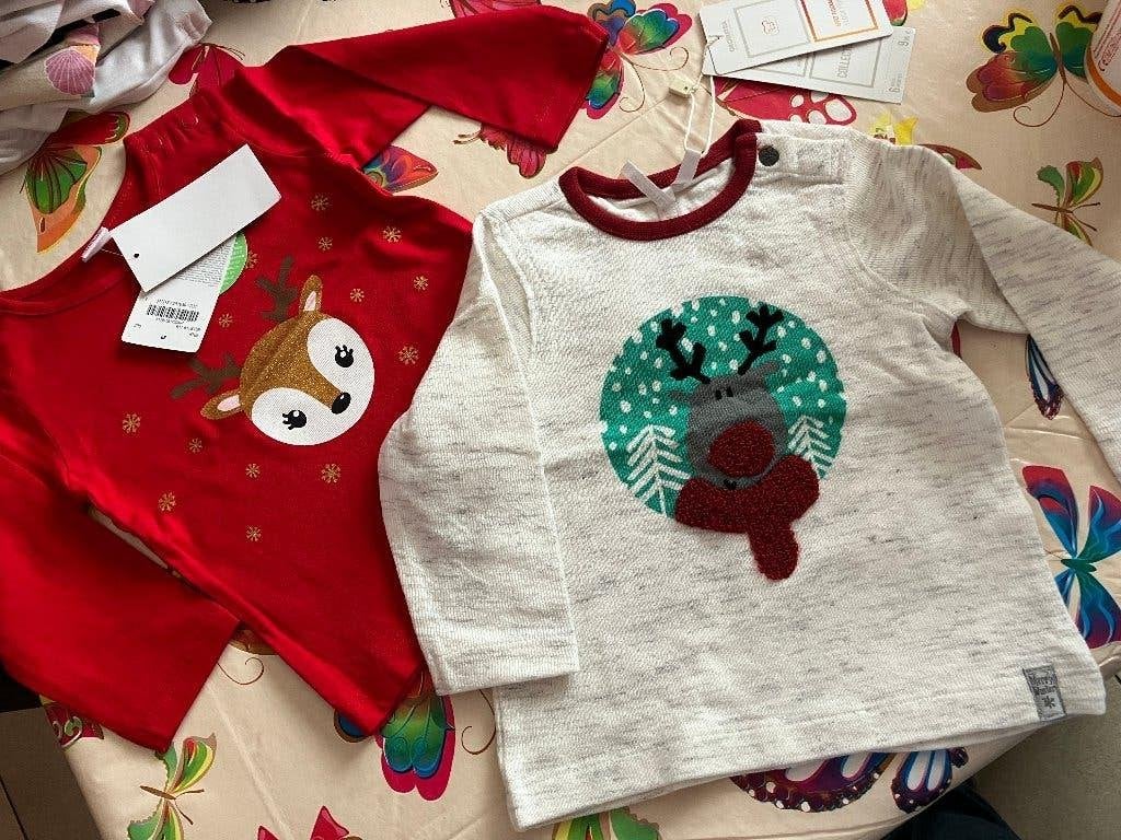 2 kerst truitjes ( longsleeve ) maat 68, Enfants & Bébés, Enlèvement ou Envoi, Neuf