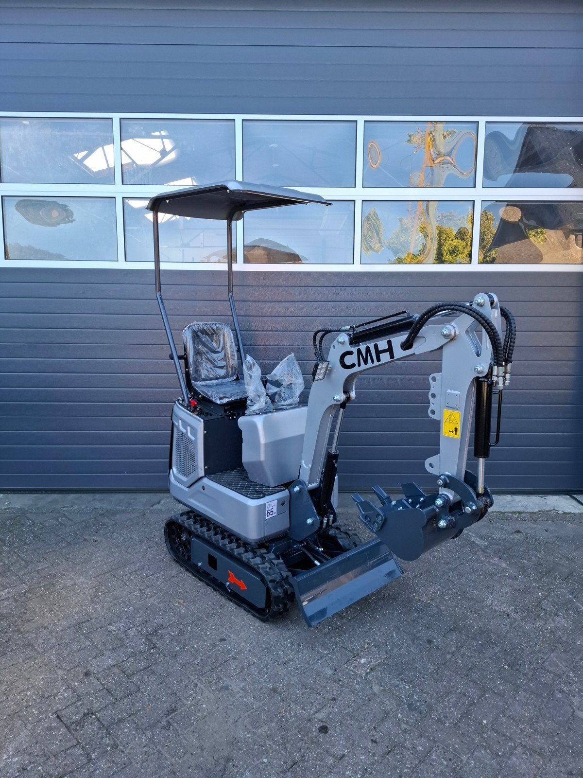 CMH LX06 minigraver 72cm 700kg(bj 2026), Zakelijke goederen, Ophalen of Verzenden, Grondbewerking
