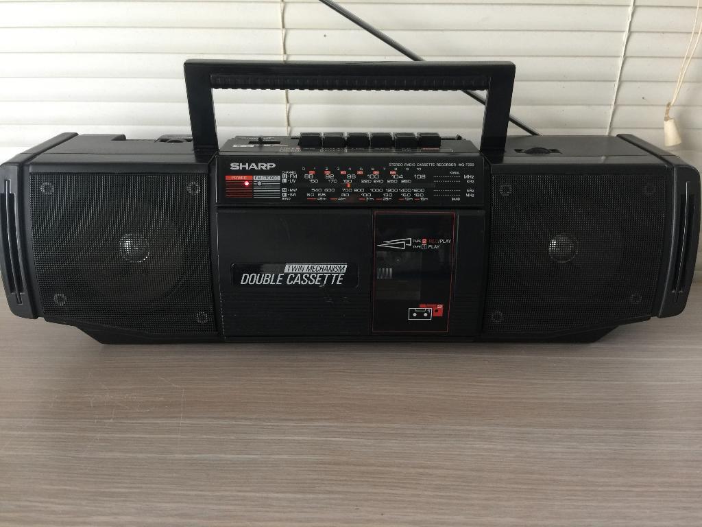 Sharp WQ-T222 dubbele cassette radio recorder, Enlèvement, Radio