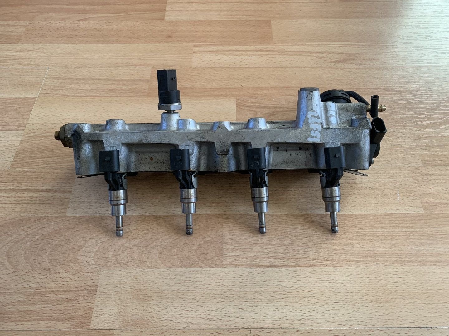 VW audi 1.6 FSI wervelklep + injectoren Gk00266 BLF BLP BLN, Auto-onderdelen, Gebruikt, -, -, Ophalen of Verzenden