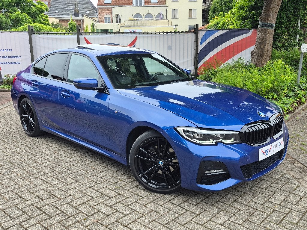 BMW 320i M Sport | CarPlay | Camera | Adapt. LED | Open Dak, Auto's, BMW, Automaat, 1998 cc, Achterwielaandrijving, 4 cilinders