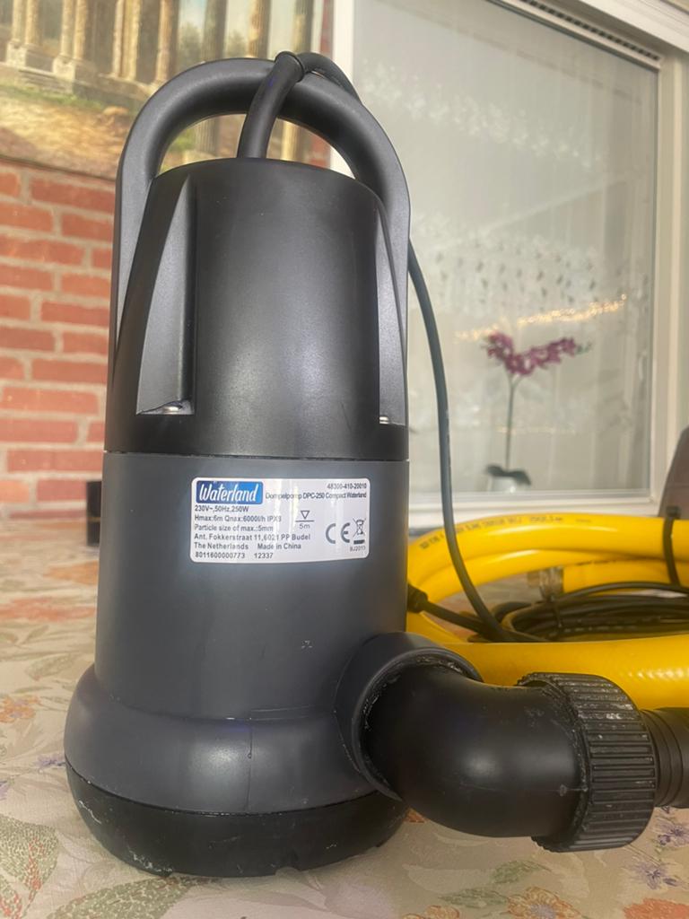 Waterland Dompelpomp DPC-250 Compact - Zo goed als nieuw, Ophalen of Verzenden, Zo goed als nieuw, Elektrisch, Dompelpomp
