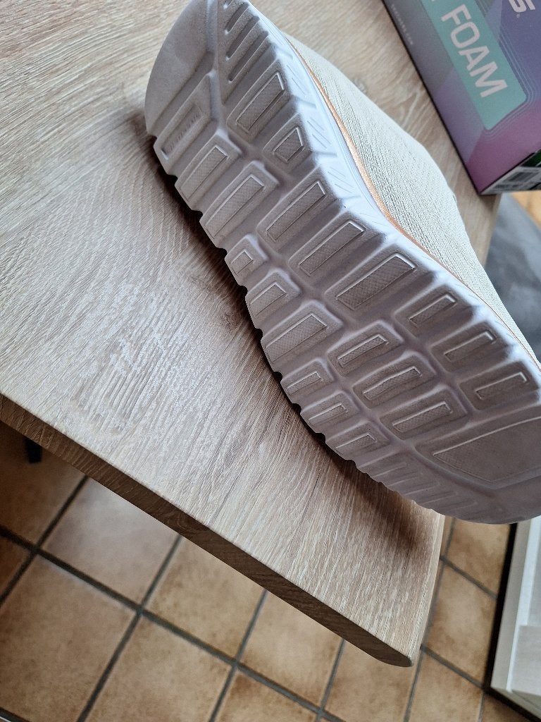Sketschers, Kleding | Dames, Ophalen, Skechers, Beige, Zo goed als nieuw