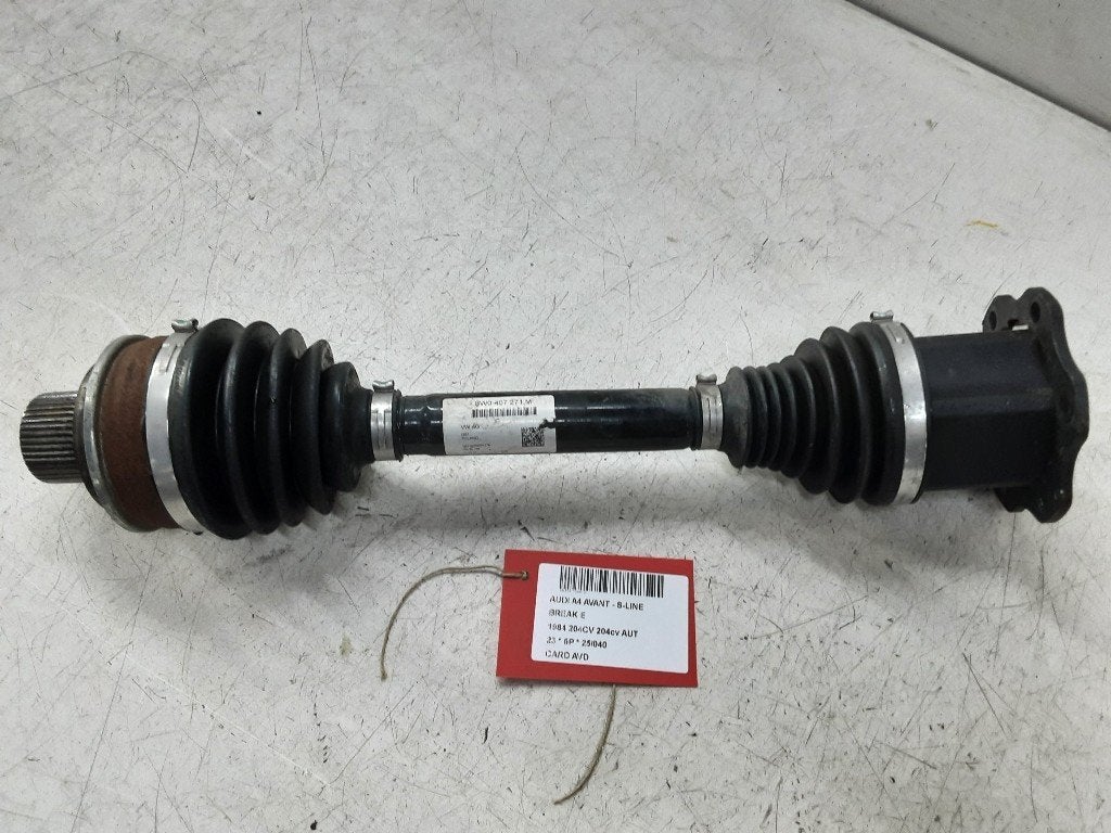 CARDAN AVANT DROIT (TRANSMISSION) Audi A4 Avant (B9), Auto-Union-Straße  1,
85057  Ingolstadt, DE, Info@audi.de, Audi, Utilisé
