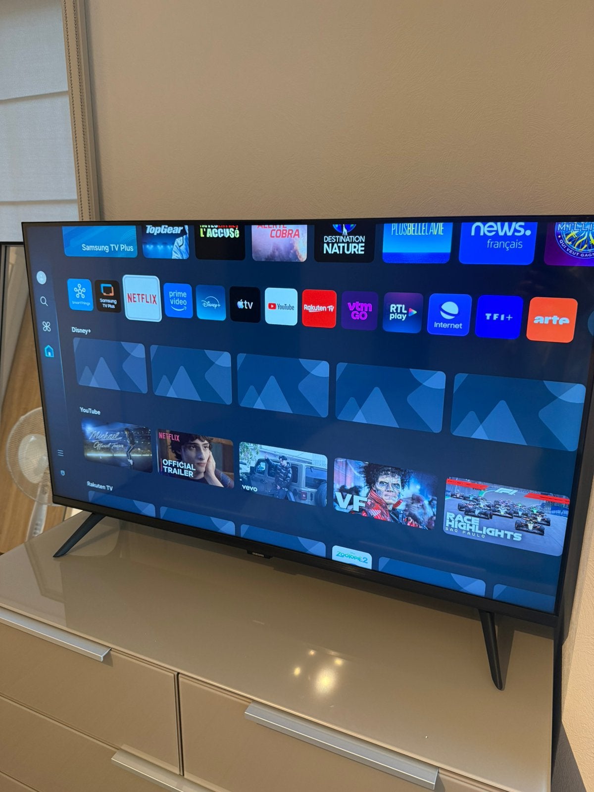 Tv 4k 43 pouces samsung NEUF, Enlèvement, Neuf, Samsung