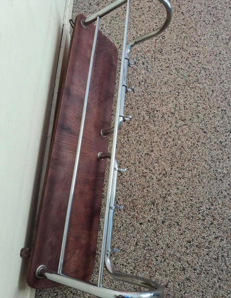 Kapstok, Ophalen, Zo goed als nieuw