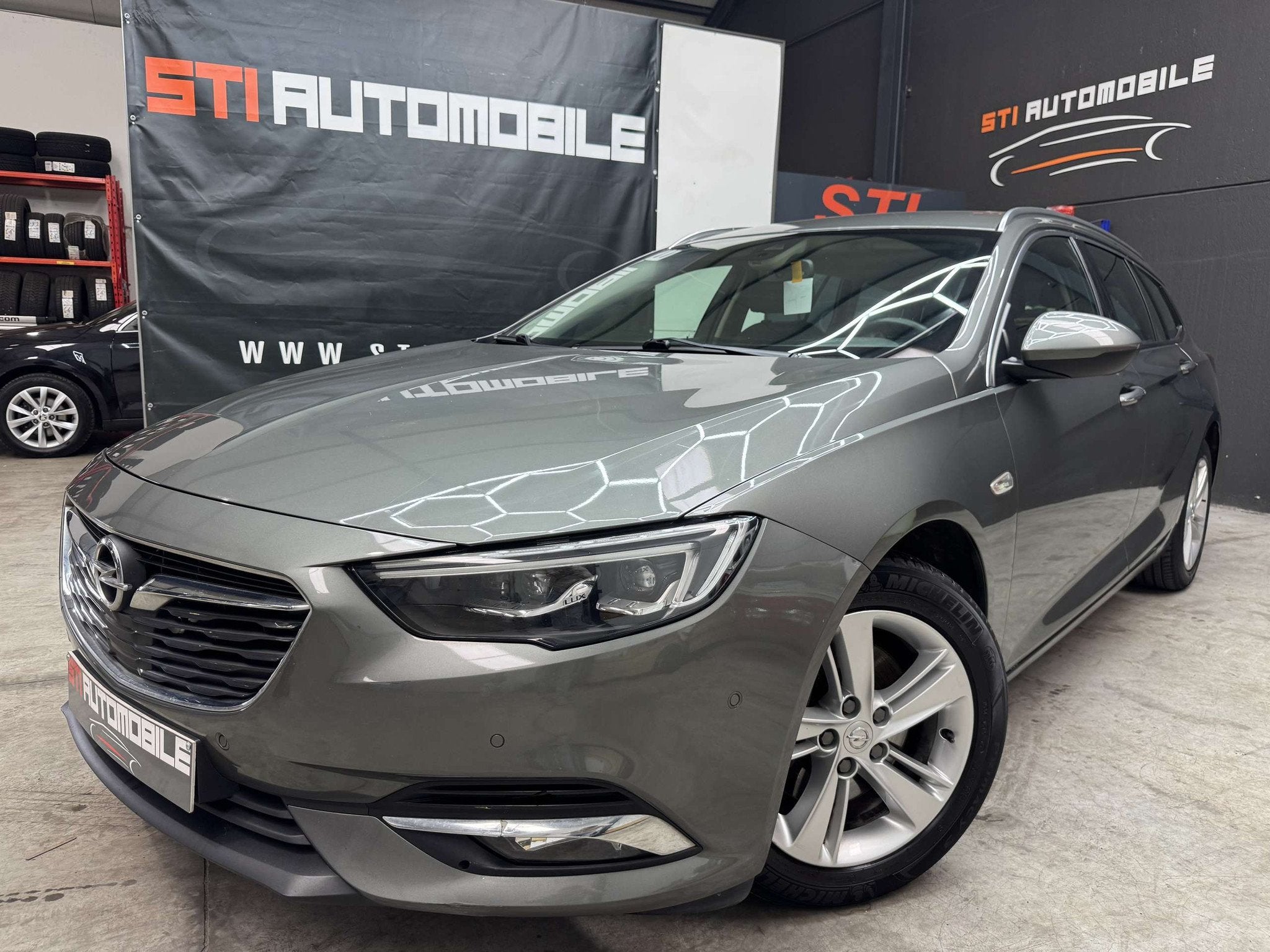 Opel Insignia * GARANTIE 12 MOIS *, Autos, Opel, Achat, Euro 6, Entreprise, Boîte manuelle