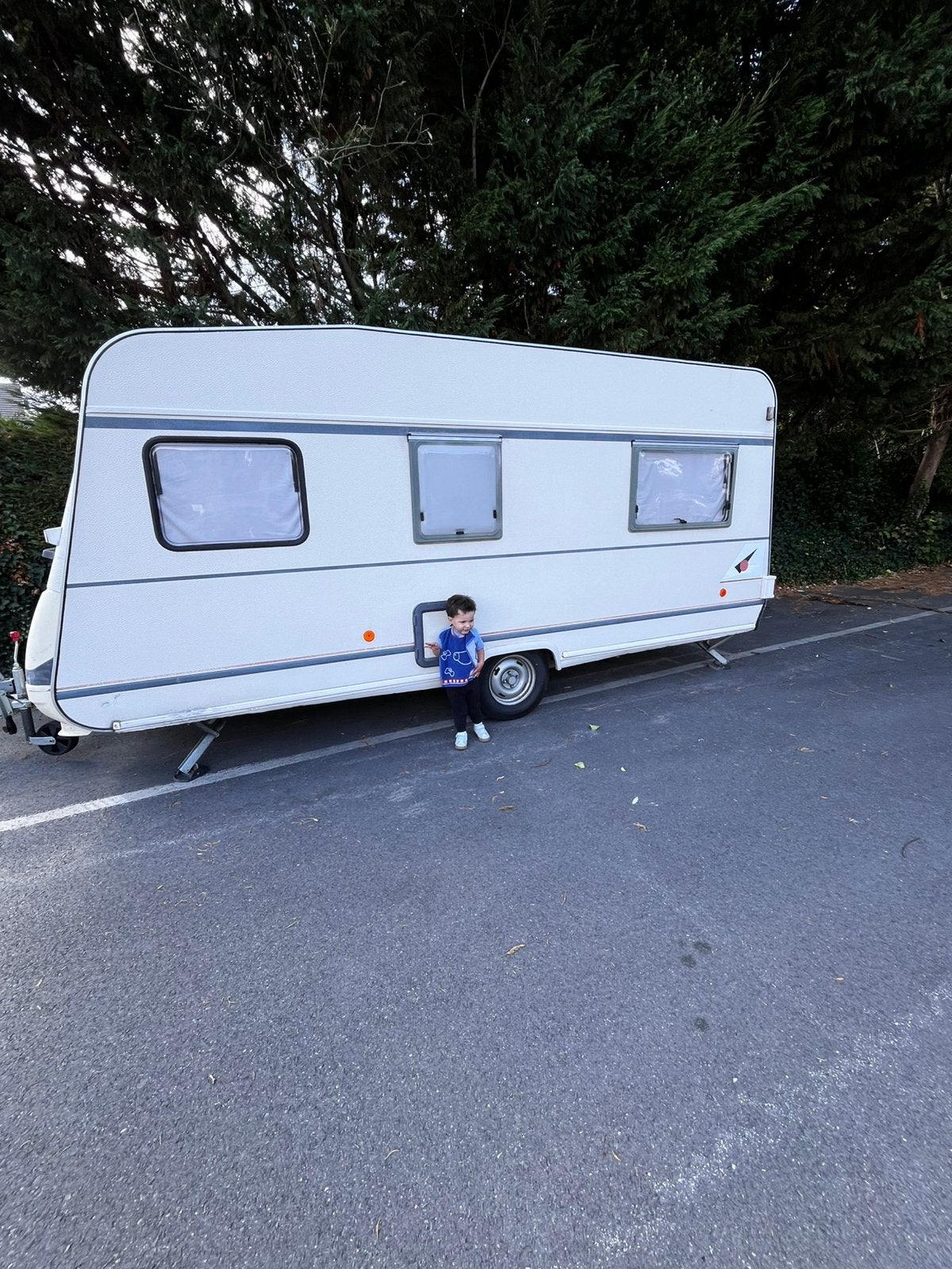 Caravan.  0472 47 20 77, Caravans en Kamperen, Caravans, Particulier, Tot en met 3
