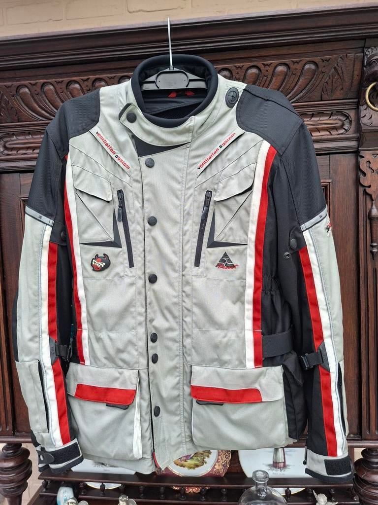Motorvest, Motoren, Ophalen