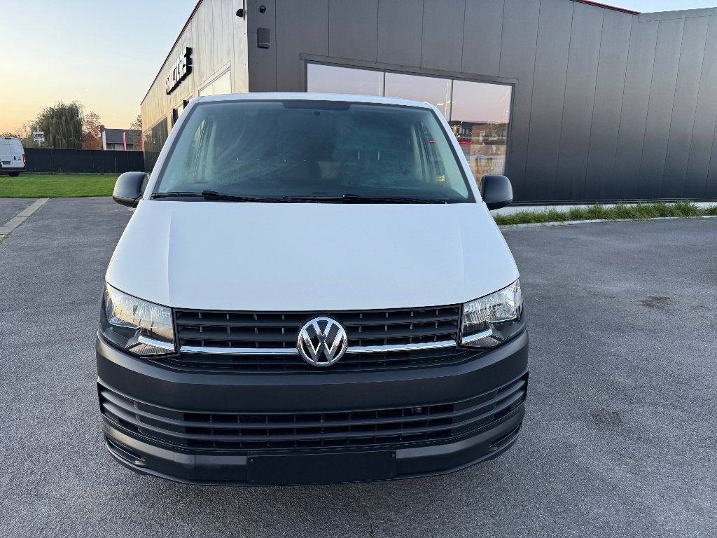 Volkswagen Transporter 2.0 tdi L2 pdc gps airco, Auto's, Voorwielaandrijving, Dealer onderhouden, Stof, 4 cilinders