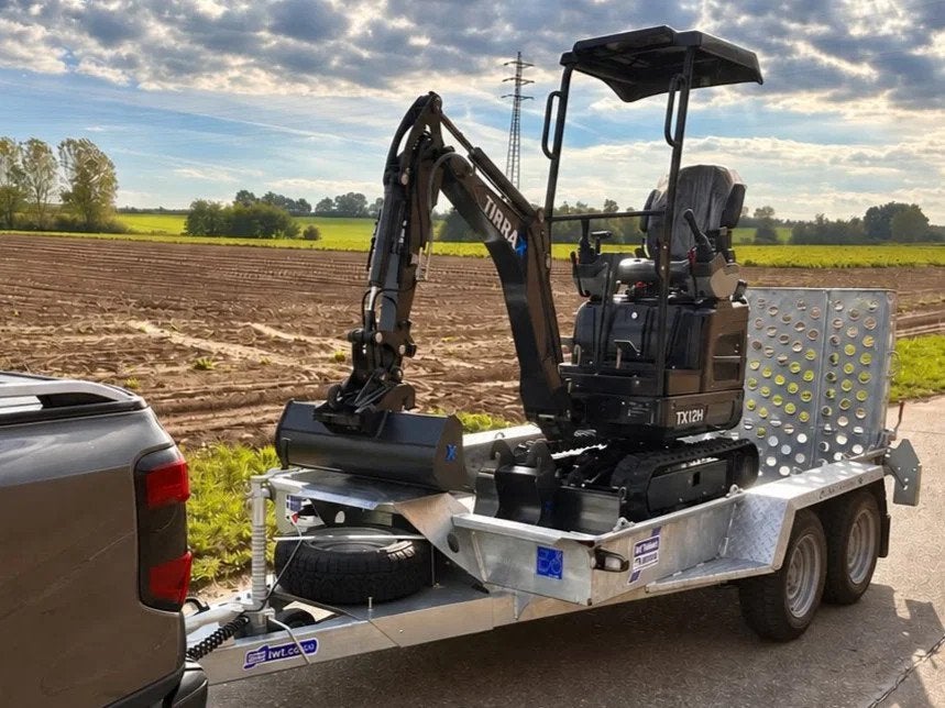 TIRRAX Binnendraaier TX12H + machinetransporter IFOR WILLIAM, Articles professionnels, TIRRAX, Info@tirrax.com, 3840  Borgloon, BE