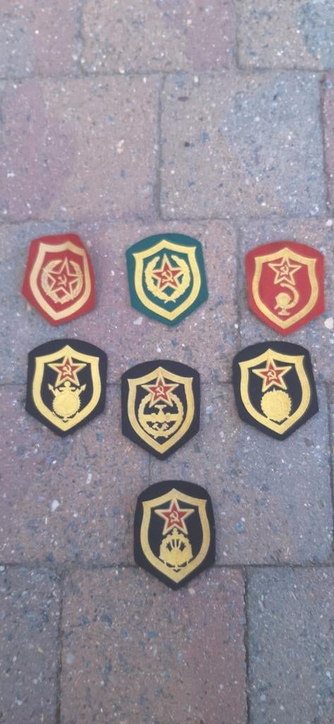 Lot met Russische insignes, Ophalen of Verzenden