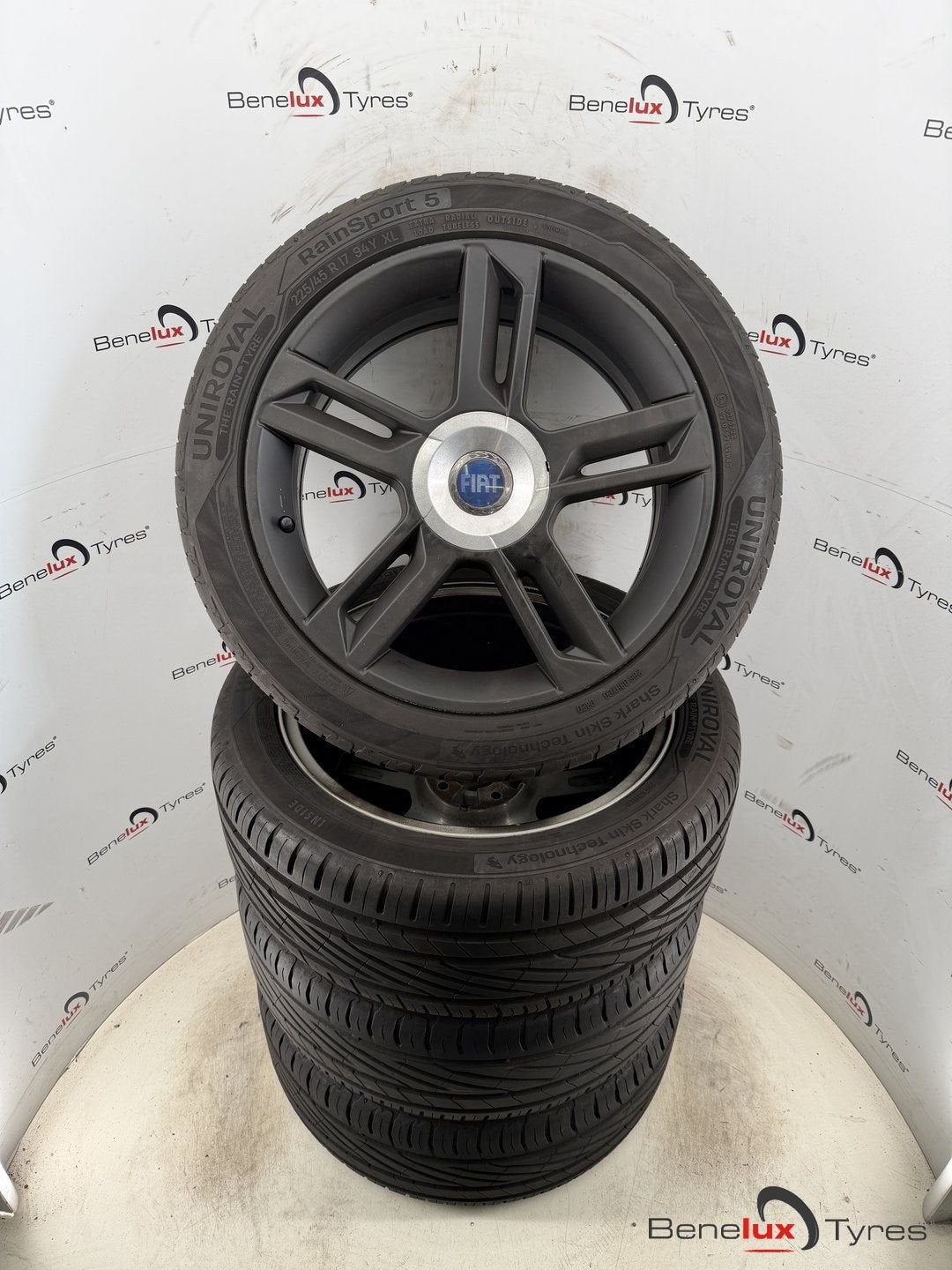 17'' Fiat Doblo Bravo Stilo Albea Barchetta Brava Idea Linea, Autos : Pièces & Accessoires, Pneus et Jantes, Véhicule de tourisme