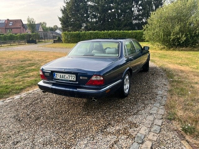 Jaguar XJ 2de eig met maar 132.000 km, Auto's, Jaguar, 4 deurs, Achterwielaandrijving, Blauw, Bedrijf