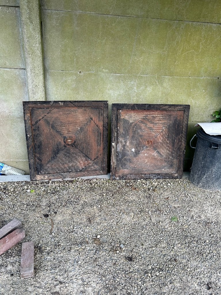 gietijzeren putdeksels nieuw 2 stuks, Doe-het-zelf en Bouw, Ophalen, Zo goed als nieuw, Overige materialen, Overige typen