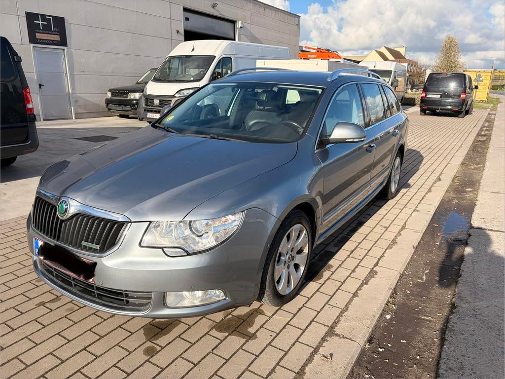 Skoda Superb break, 1600 diesel, leder/full option, Auto's, Euro 5, Zwart, 1600 cc, Leder