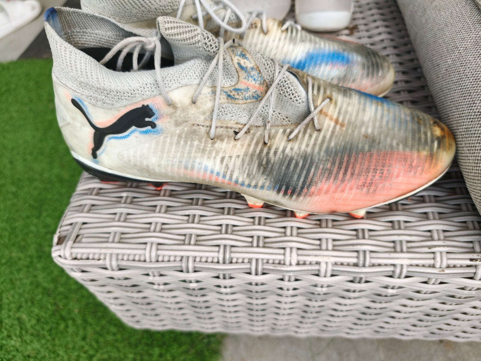 chaussures de football Puma taille 43, Sports & Fitness, Enlèvement, Utilisé, Chaussures