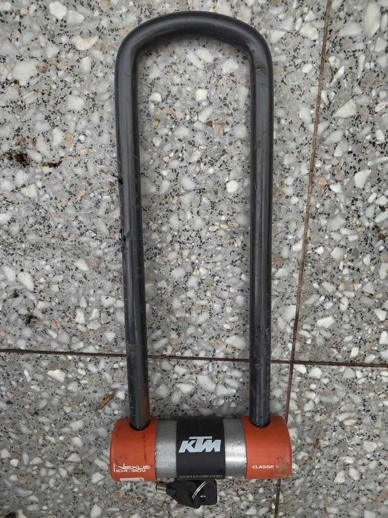 Emplacement pour moteur KTM, Enlèvement